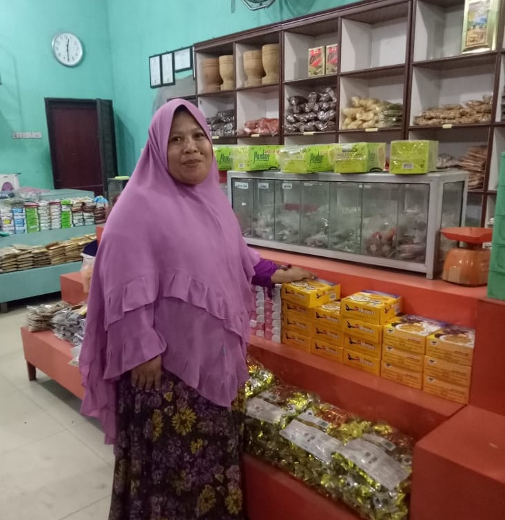 Kisah Perjuangan Hj Nur Asiah, Owner Dodol Anugrah di Tengah Sepinya Konsumen